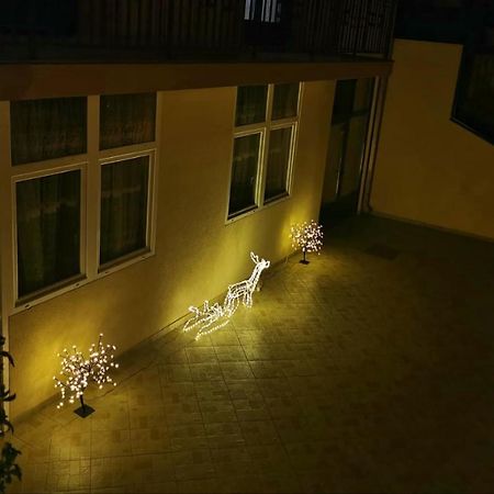 Nilena Apartmani Semêndria Exterior foto