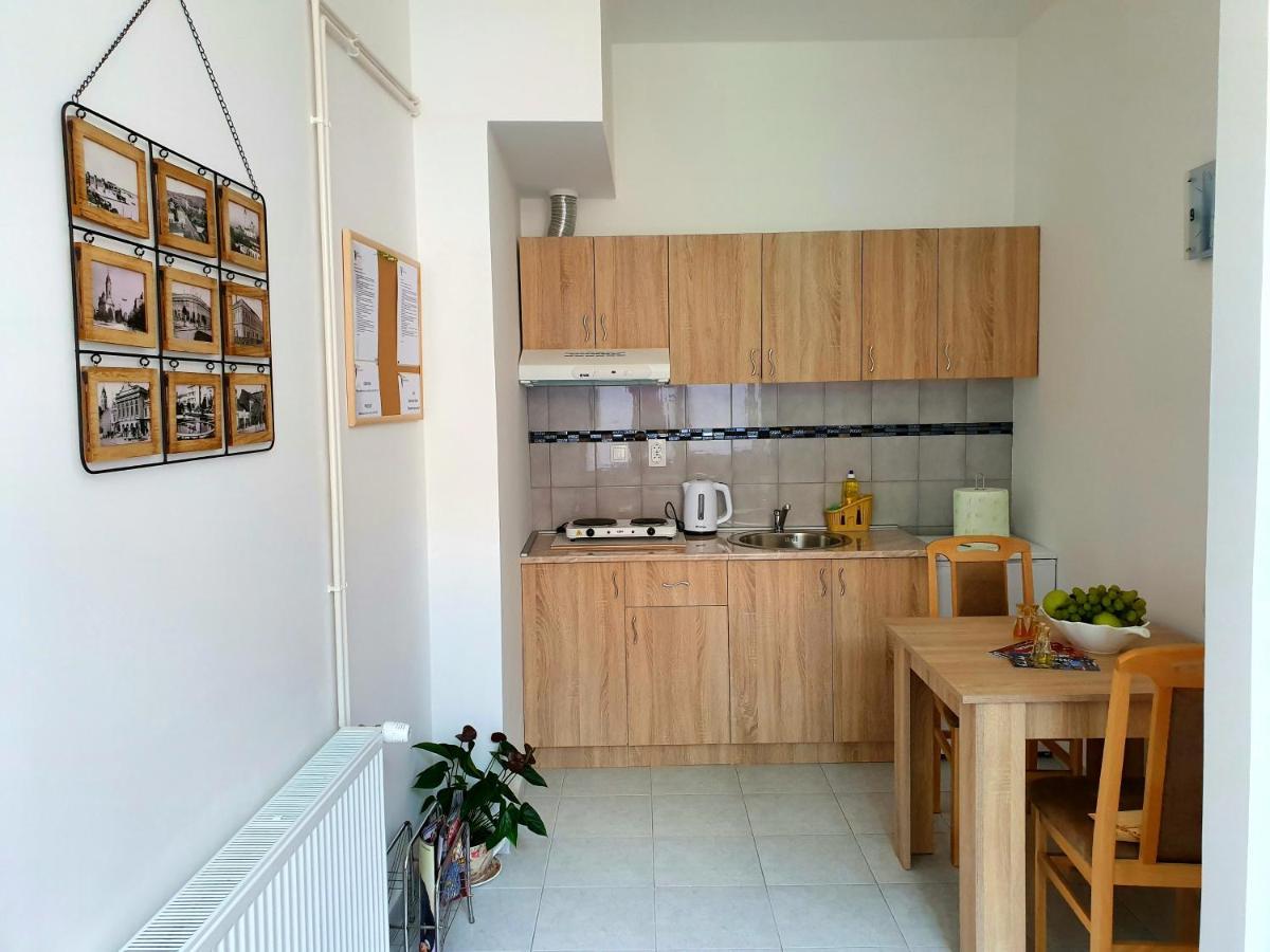 Nilena Apartmani Semêndria Exterior foto