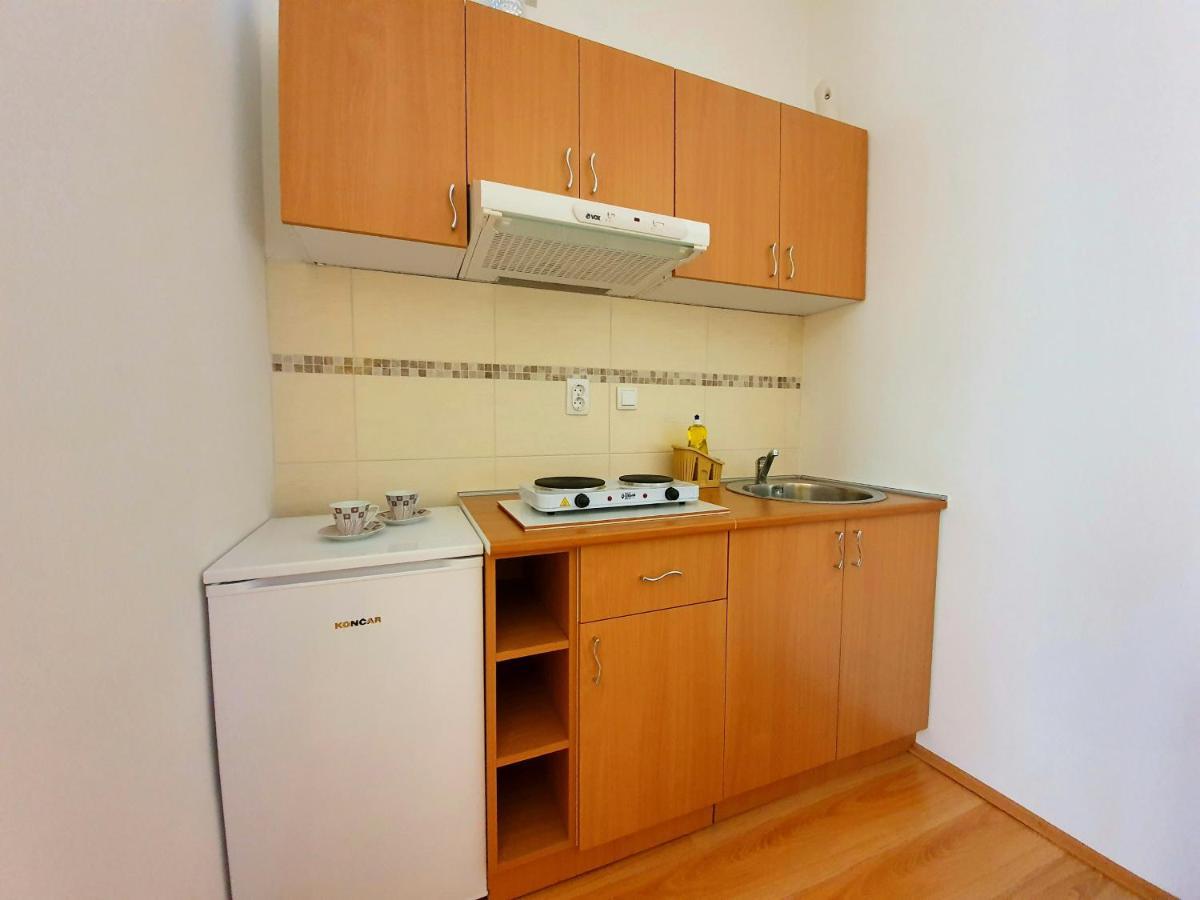 Nilena Apartmani Semêndria Exterior foto