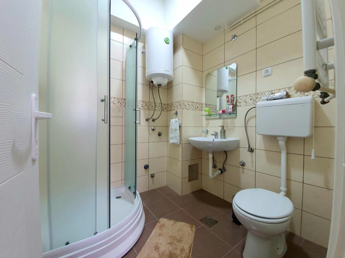 Nilena Apartmani Semêndria Exterior foto