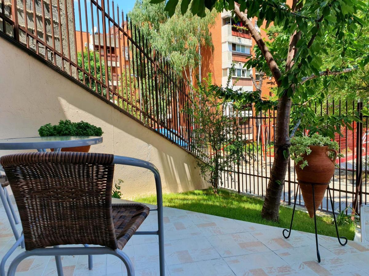 Nilena Apartmani Semêndria Exterior foto