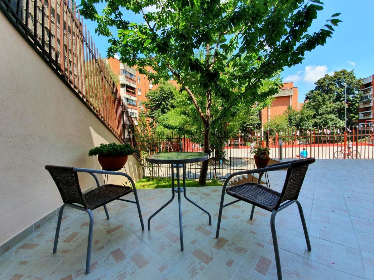 Nilena Apartmani Semêndria Exterior foto