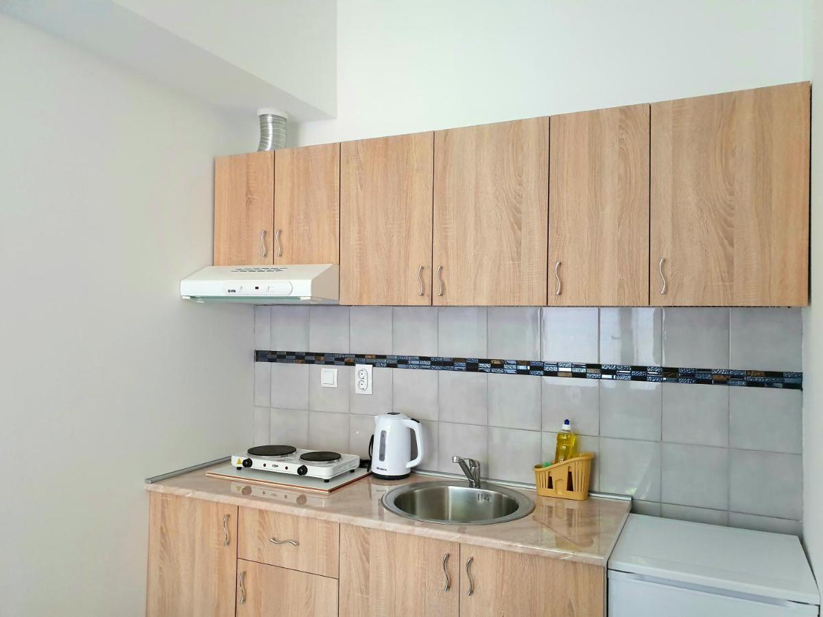 Nilena Apartmani Semêndria Exterior foto