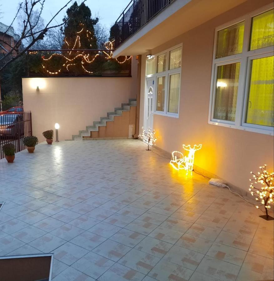 Nilena Apartmani Semêndria Exterior foto