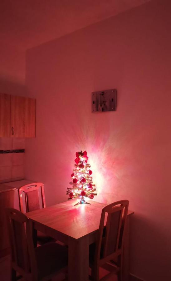 Nilena Apartmani Semêndria Exterior foto